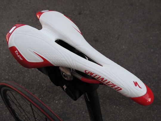 trigon carbon saddle