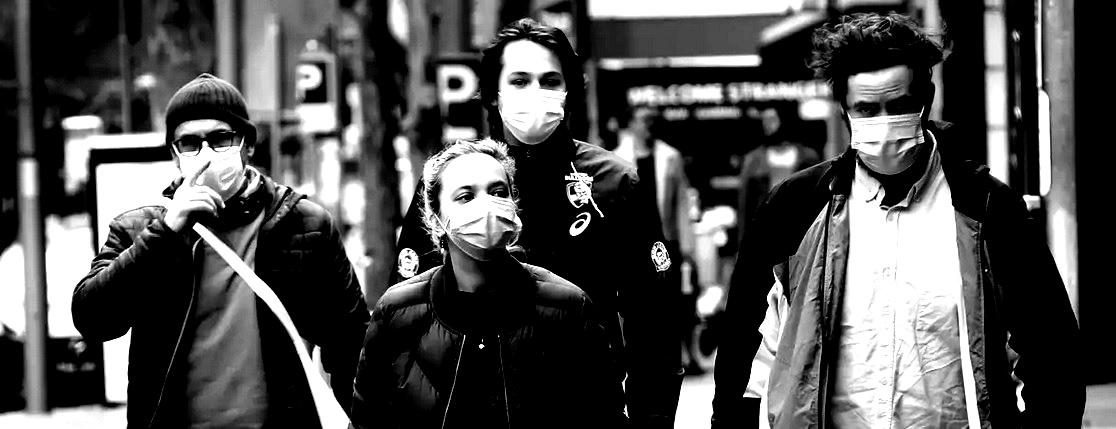 mask-wearers-bw2
