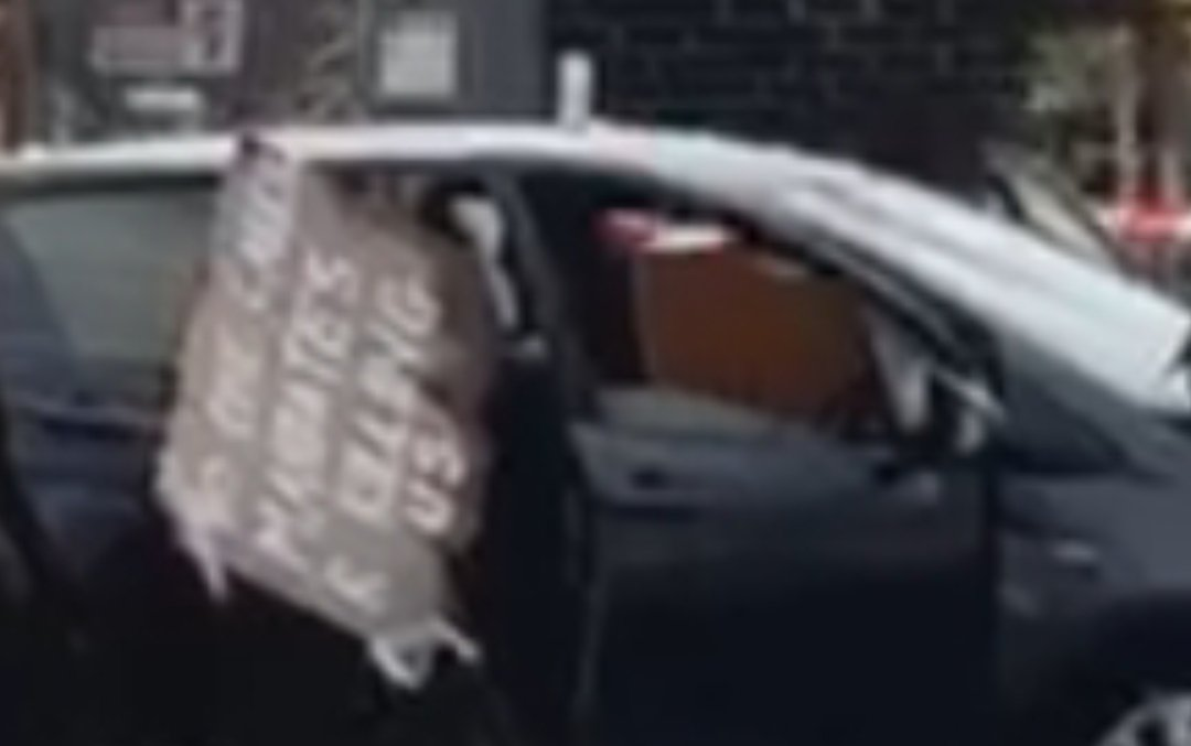 Melbourne Woman Sets Herself On Fire Inside Car With Sign: “NO ONE CARES, MANDATES R KILLING US”
